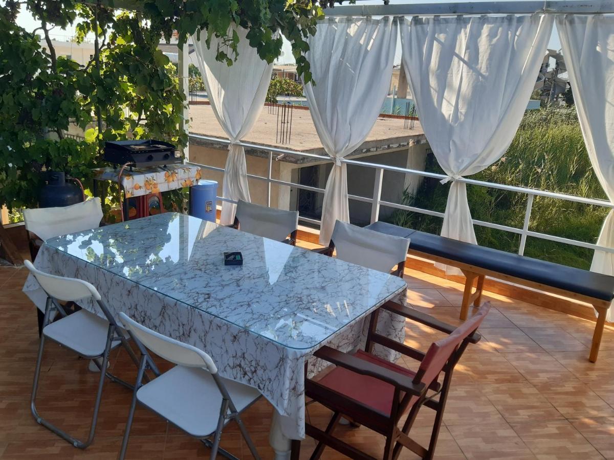 Collaku Apartment'S Вльора Екстер'єр фото