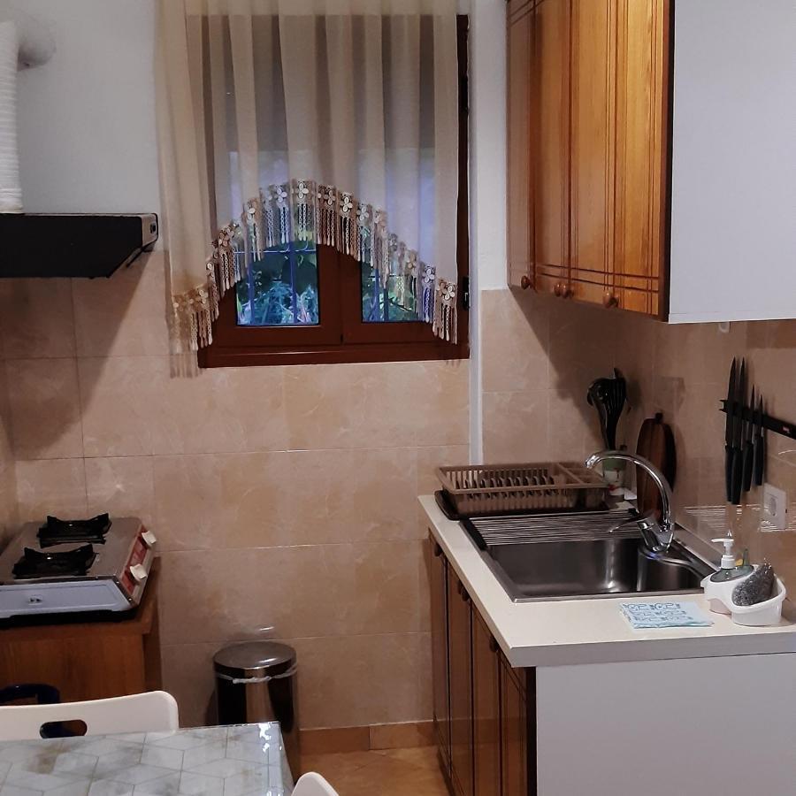 Collaku Apartment'S Вльора Екстер'єр фото