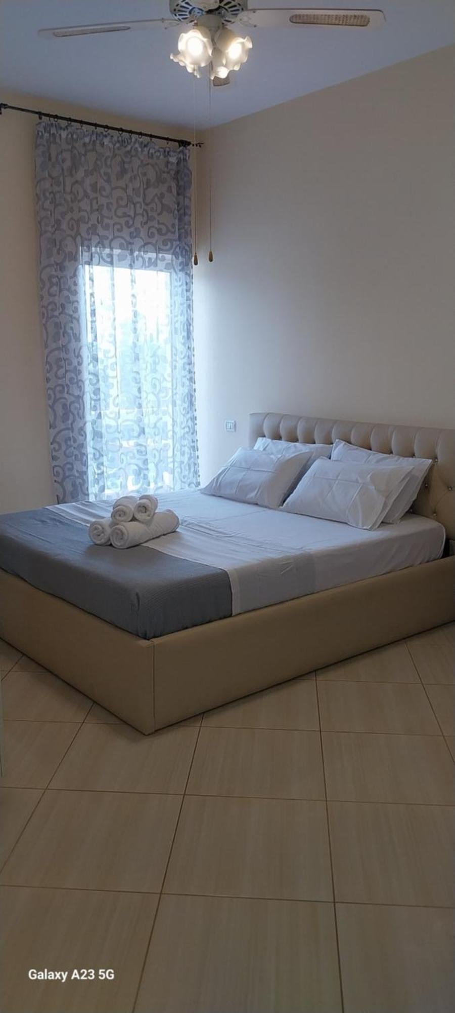 Collaku Apartment'S Вльора Екстер'єр фото