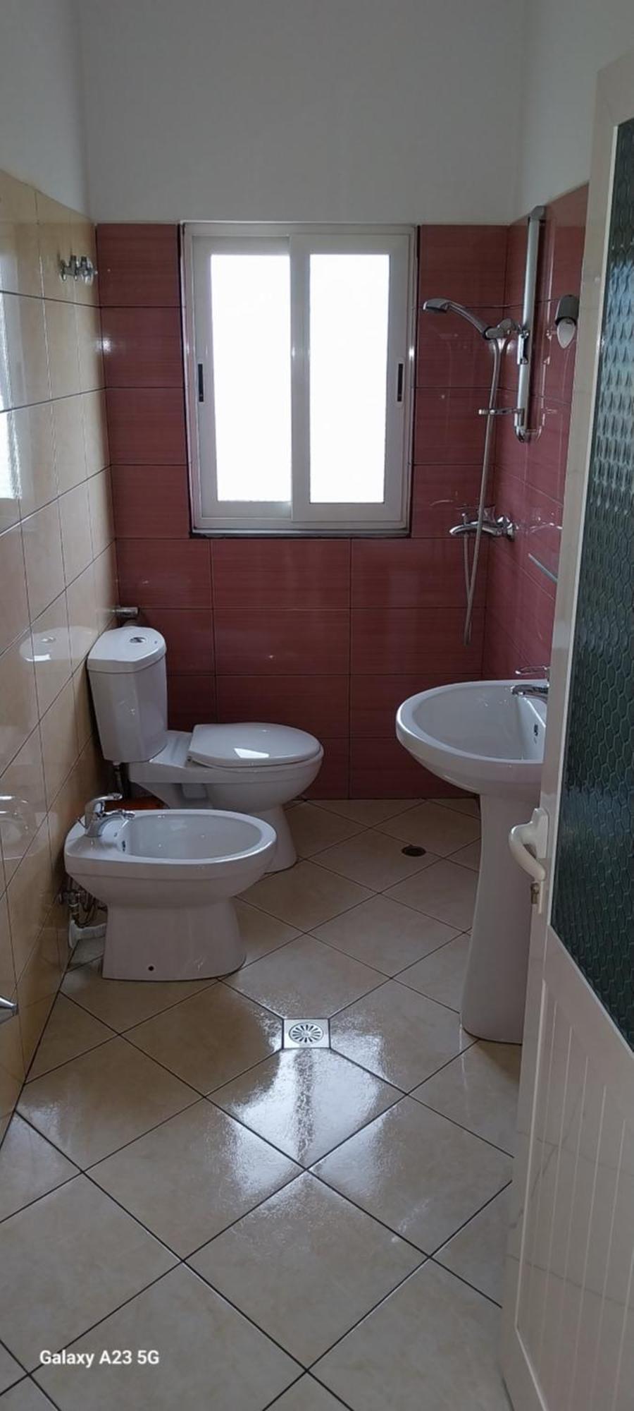 Collaku Apartment'S Вльора Екстер'єр фото